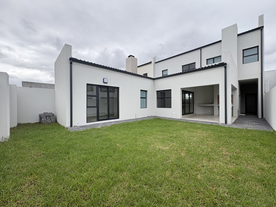 4 Bedroom Property for Sale in Sandown Western Cape